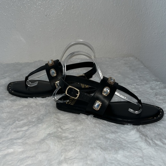Madden NYC sandals/shoes - Picture 6 of 9